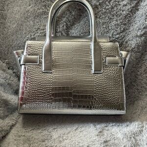 Silver Metallic Micheal Kors Purse(New)